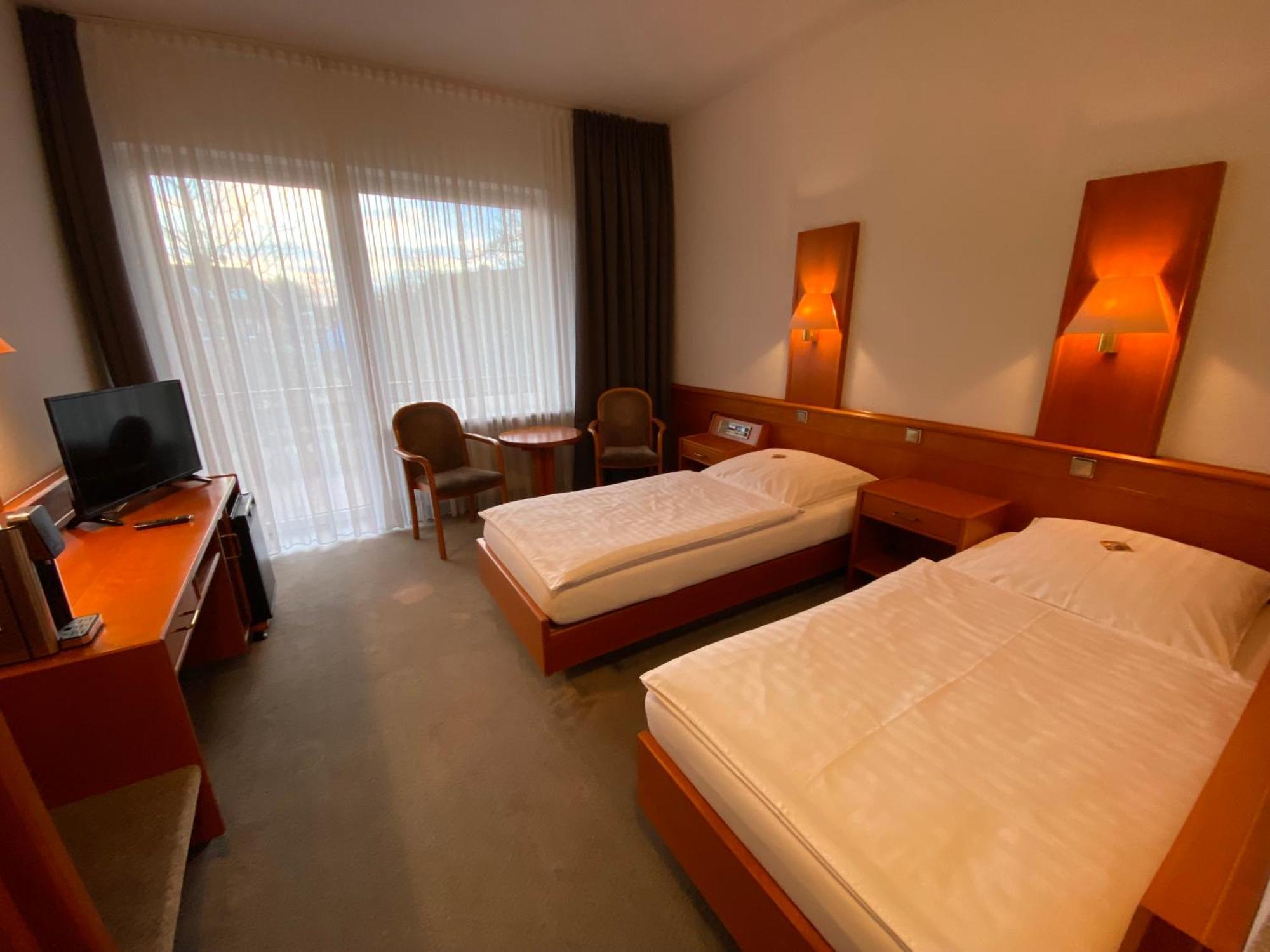 Adamidis Hotel Altenmedingen Exteriér fotografie