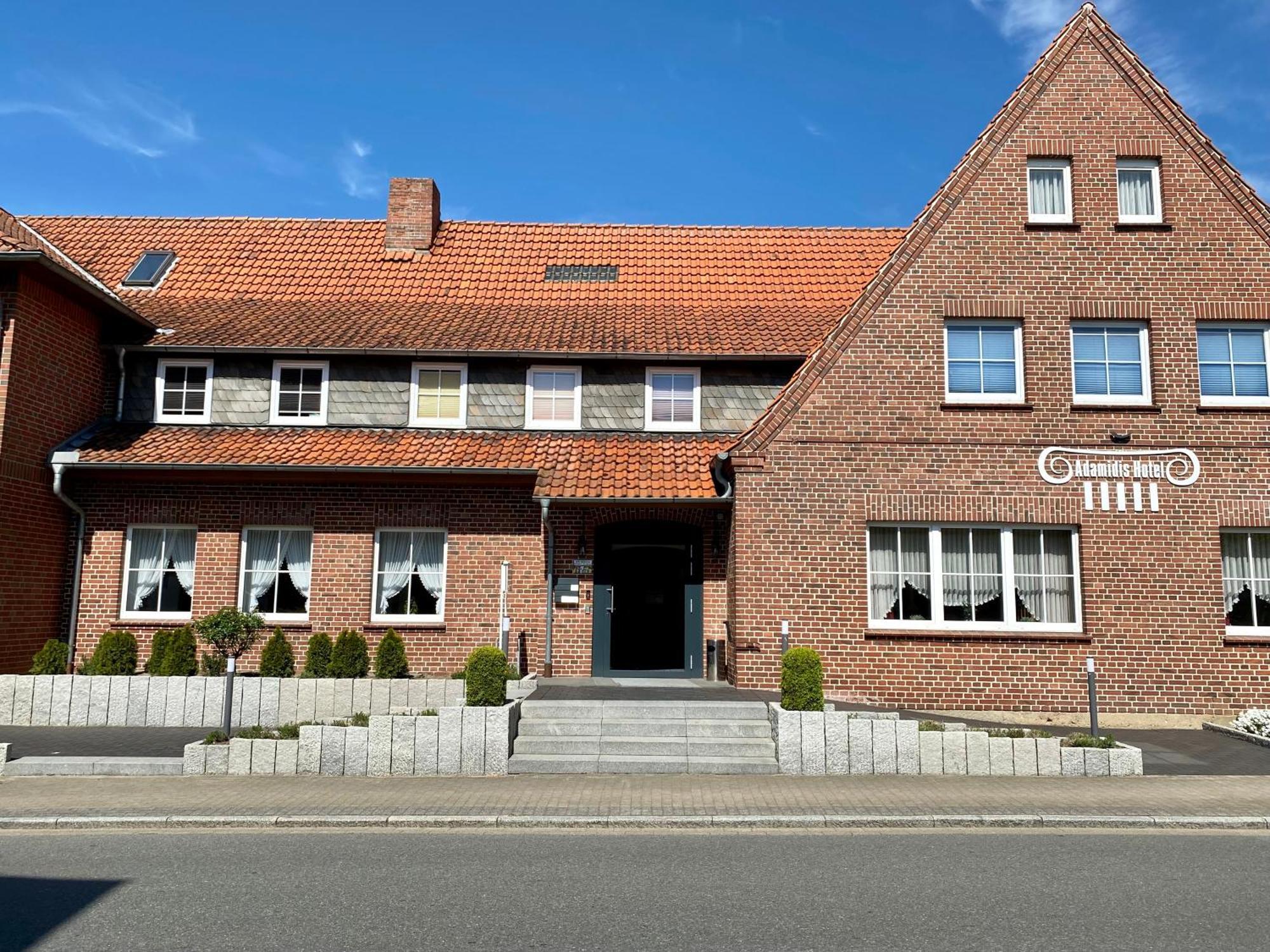 Adamidis Hotel Altenmedingen Exteriér fotografie