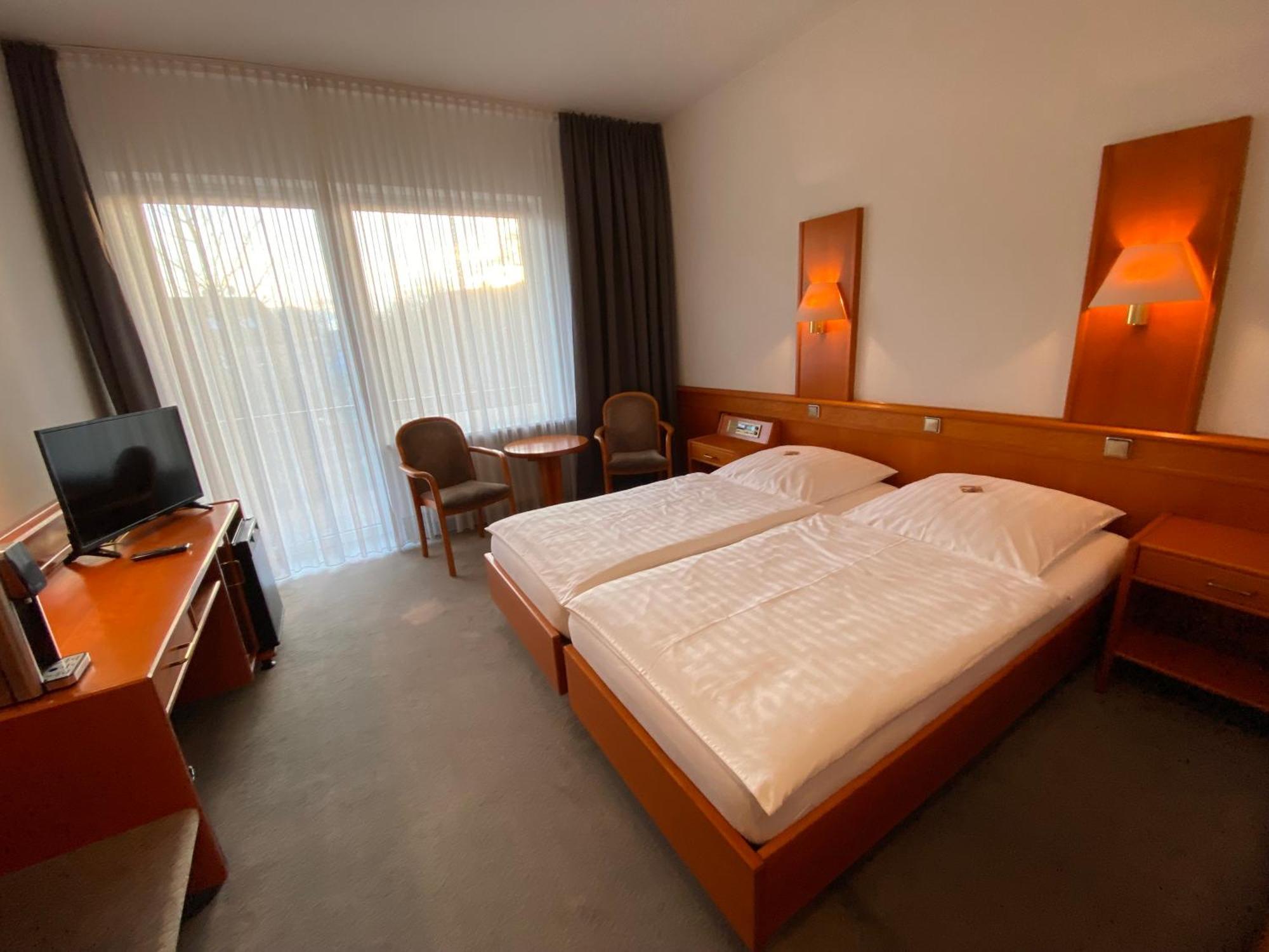 Adamidis Hotel Altenmedingen Exteriér fotografie