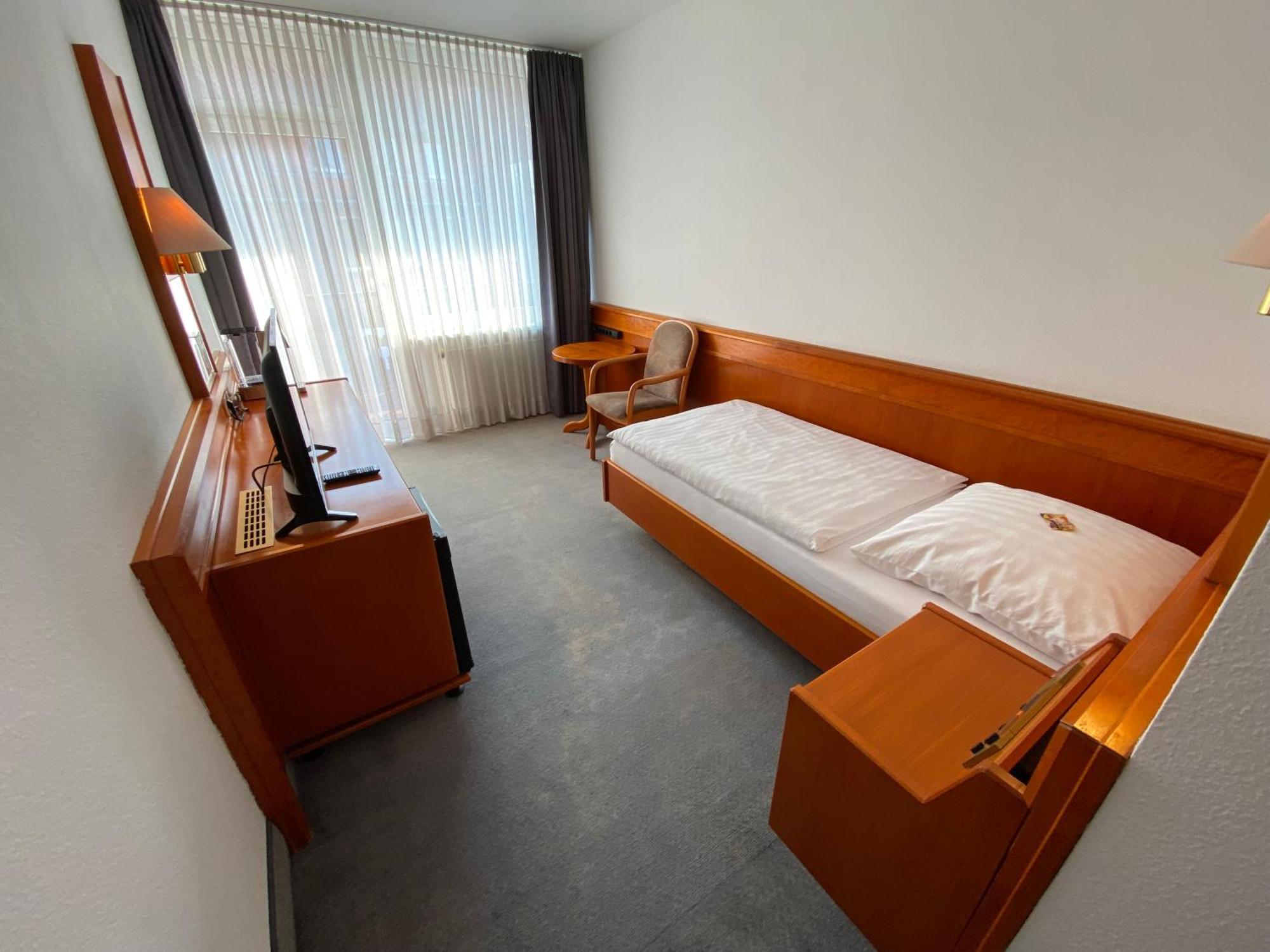 Adamidis Hotel Altenmedingen Exteriér fotografie